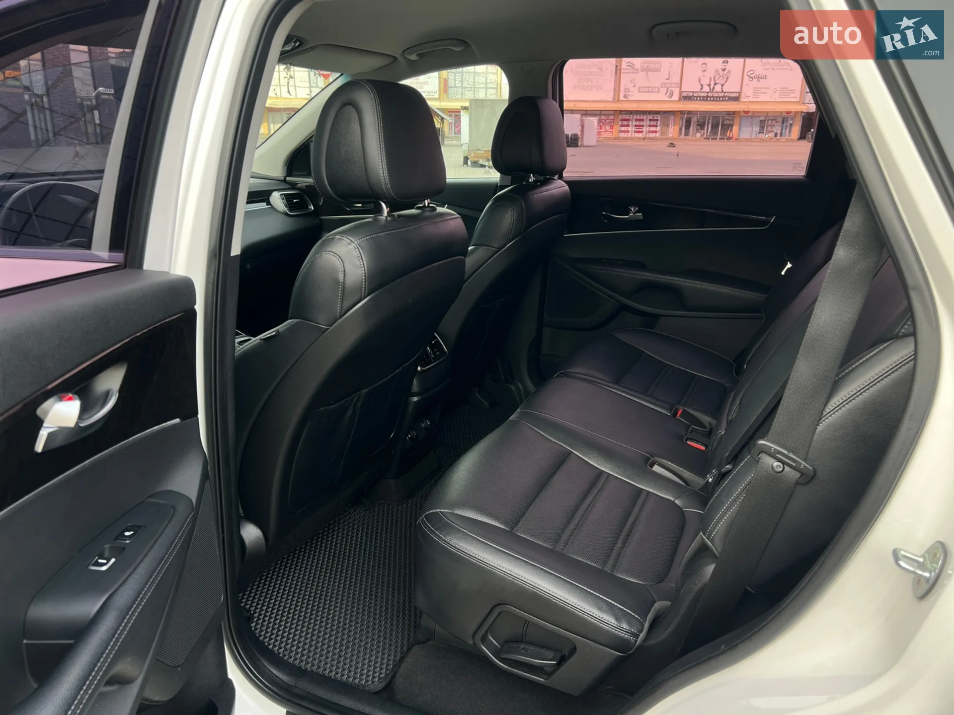 2017 Kia Sorento - мініатюра 15