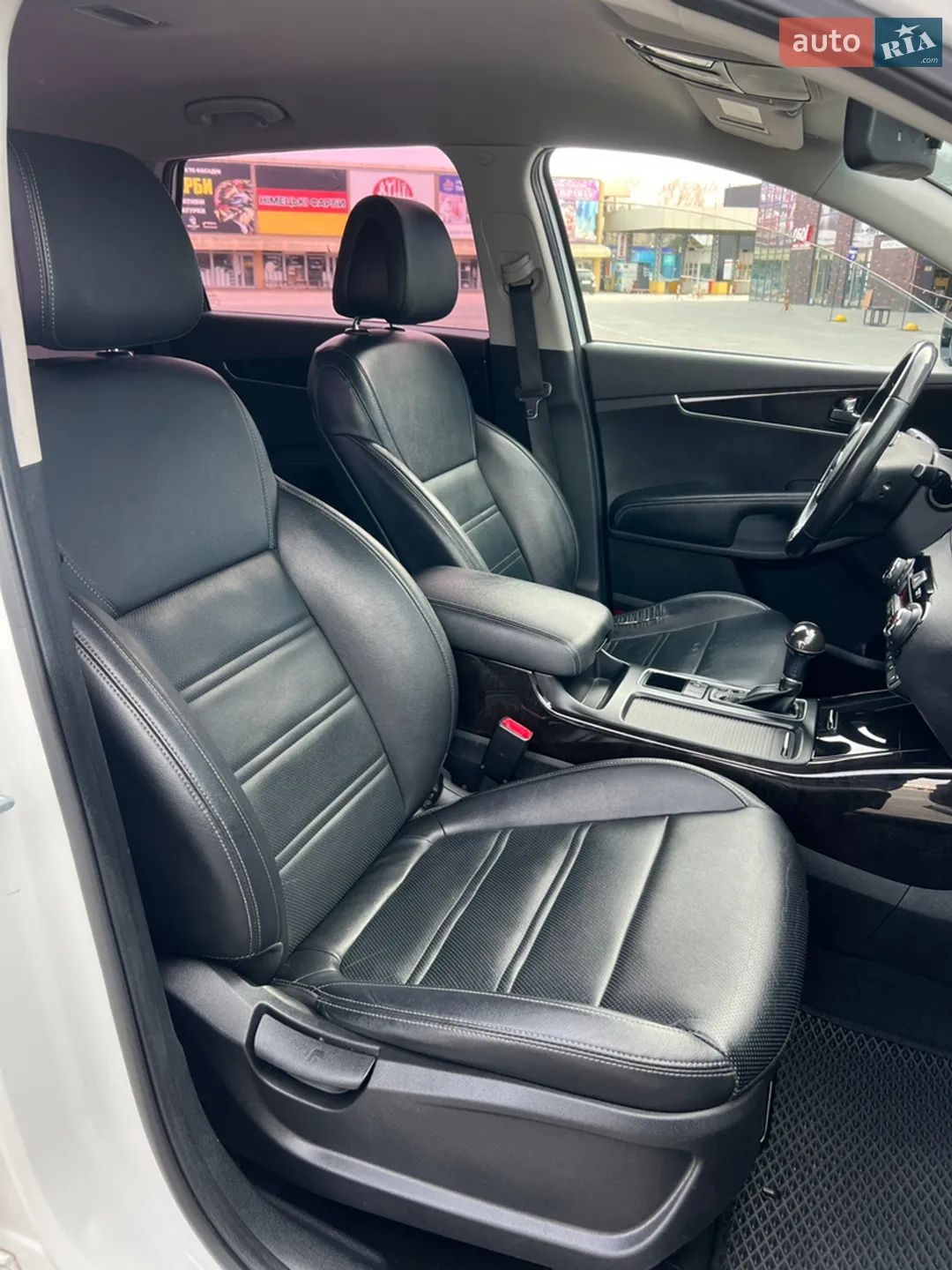 2017 Kia Sorento - мініатюра 25