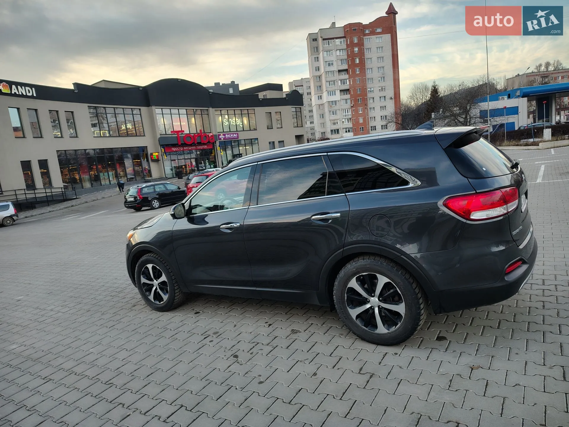 2017 Kia Sorento - мініатюра 4