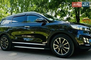 Позашляховик / Кросовер Kia Sorento 2016 в Києві