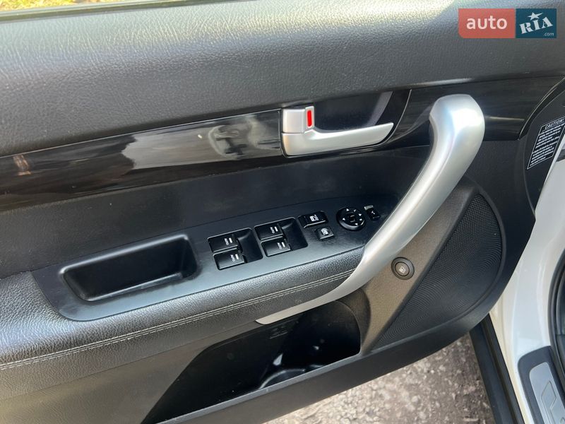 Позашляховик / Кросовер Kia Sorento 2012 в Козятині