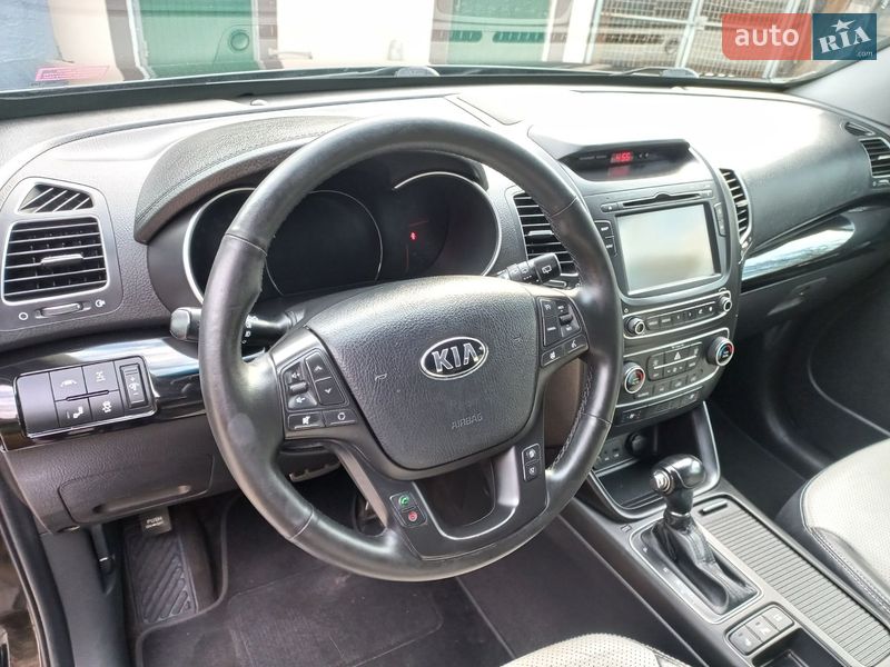 Позашляховик / Кросовер Kia Sorento 2014 в Макарові