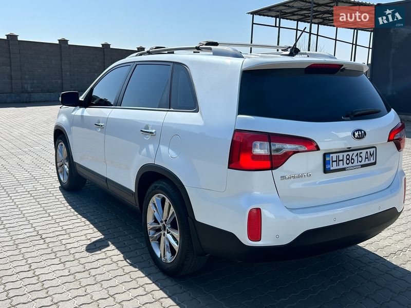 Позашляховик / Кросовер Kia Sorento 2013 в Одесі