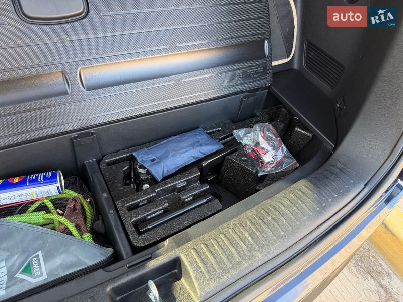 Позашляховик / Кросовер Kia Sorento 2017 в Києві