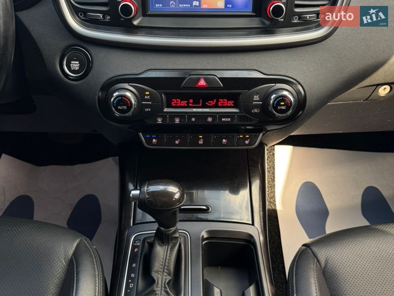 Внедорожник / Кроссовер Kia Sorento 2015 в Житомире фото 33 Внедорожник / Кроссовер Kia Sorento 2015 в Житомире