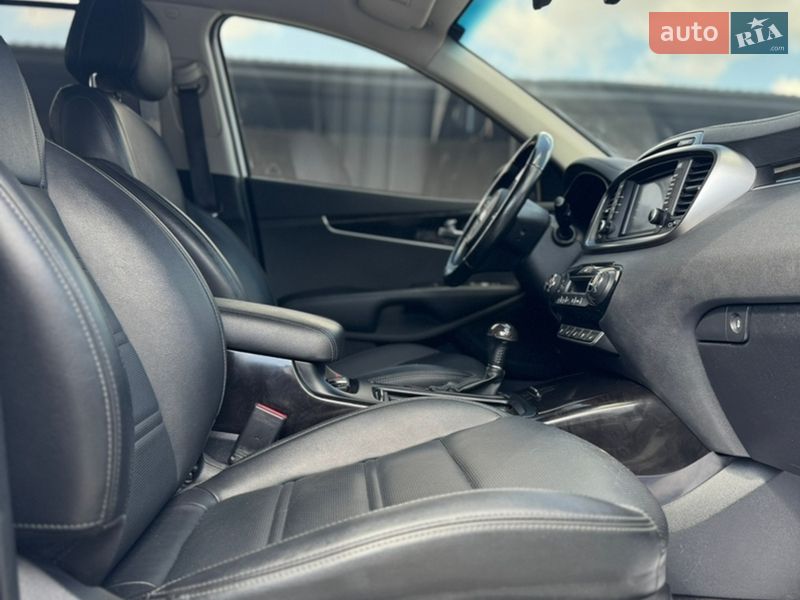 Внедорожник / Кроссовер Kia Sorento 2015 в Житомире фото 38 Внедорожник / Кроссовер Kia Sorento 2015 в Житомире