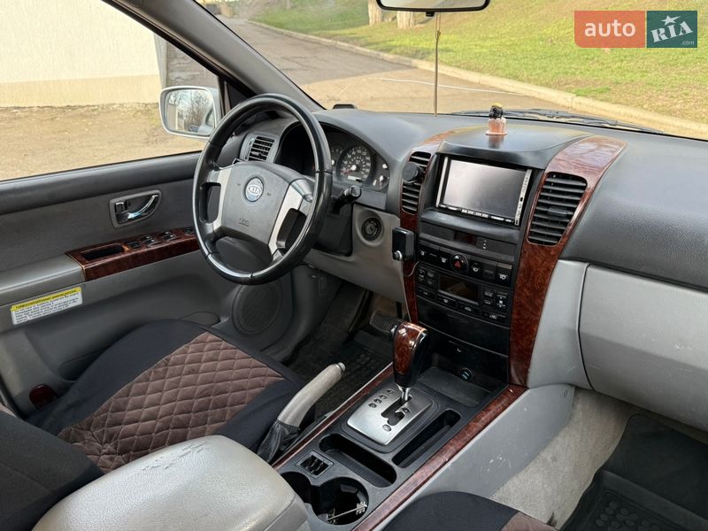 Внедорожник / Кроссовер Kia Sorento 2004 в Краматорске
