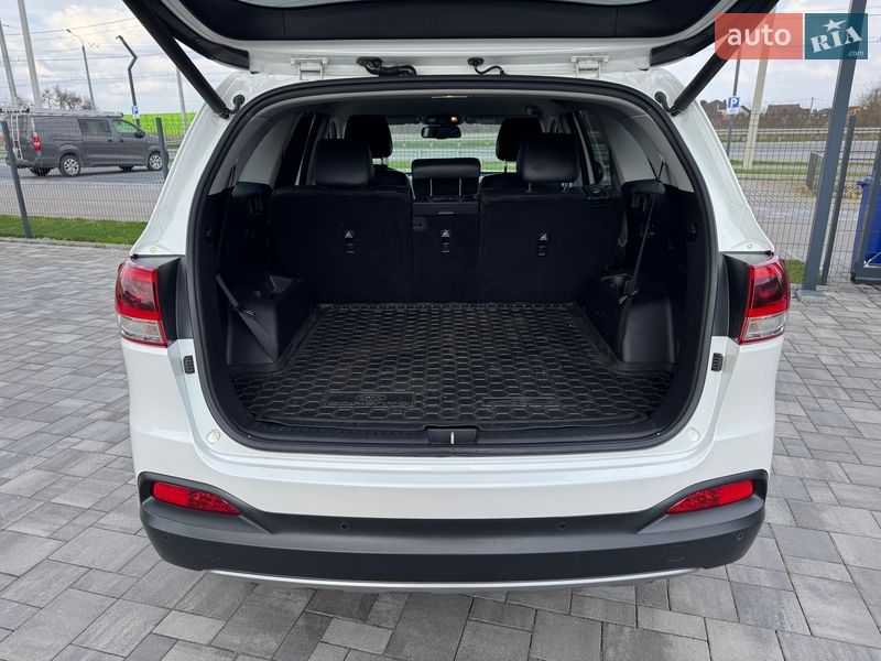 Позашляховик / Кросовер Kia Sorento 2016 в Рівному