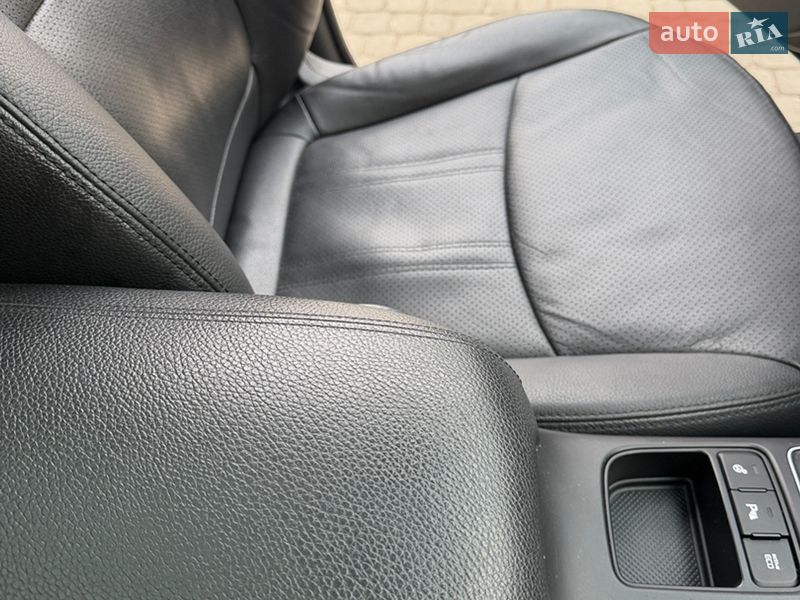 Позашляховик / Кросовер Kia Sorento 2014 в Самборі