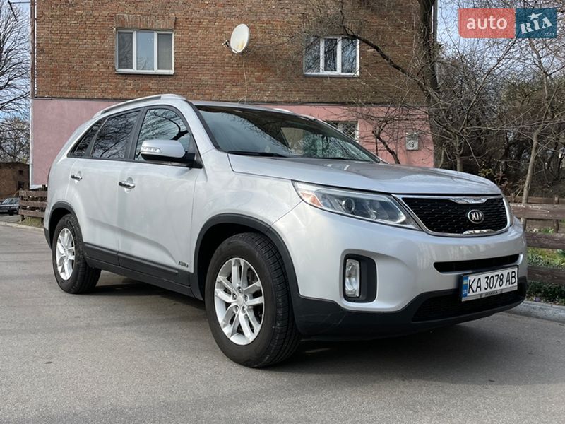 Позашляховик / Кросовер Kia Sorento 2013 в Києві