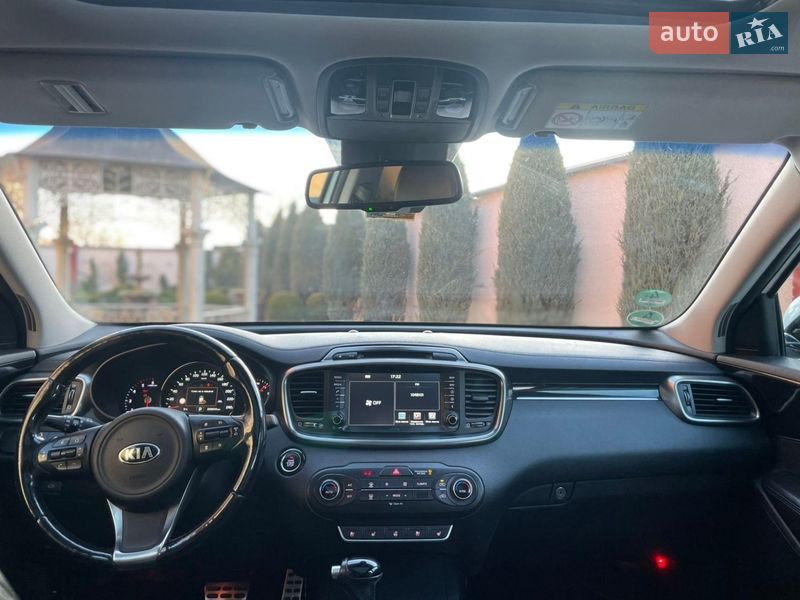 Позашляховик / Кросовер Kia Sorento 2015 в Стрию