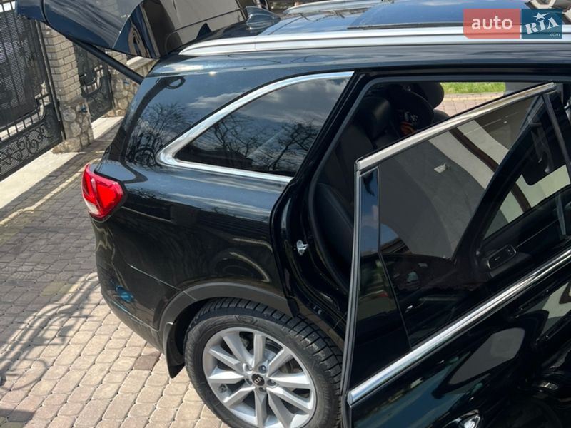 Позашляховик / Кросовер Kia Sorento 2017 в Тернополі