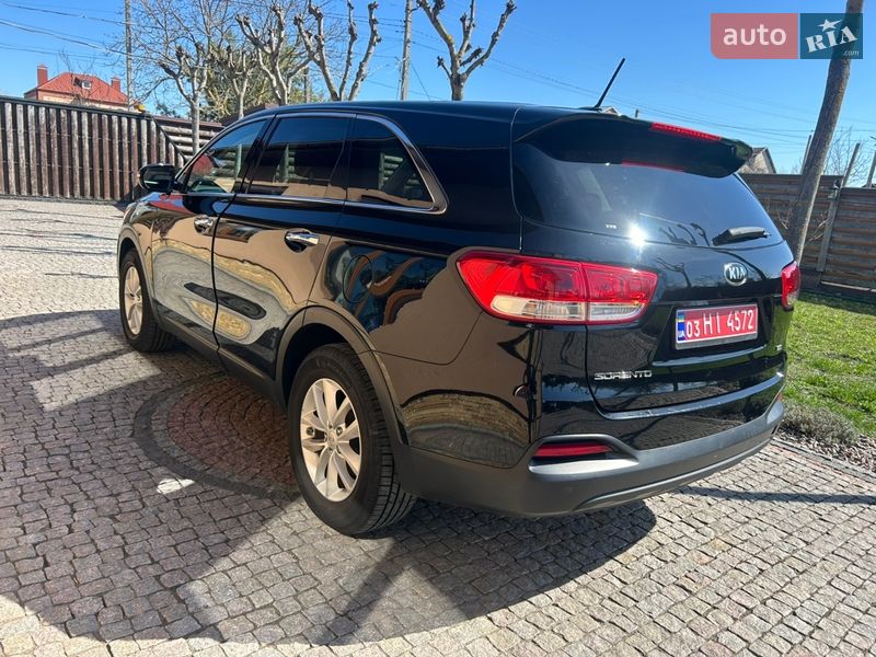 Позашляховик / Кросовер Kia Sorento 2016 в Володимирі