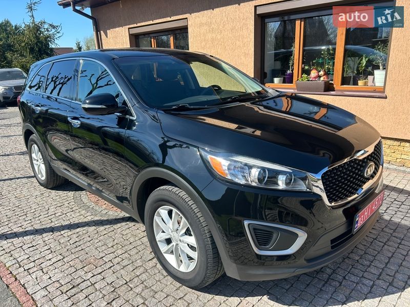 Позашляховик / Кросовер Kia Sorento 2016 в Володимирі