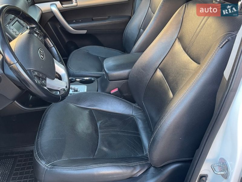 Внедорожник / Кроссовер Kia Sorento 2010 в Прилуках