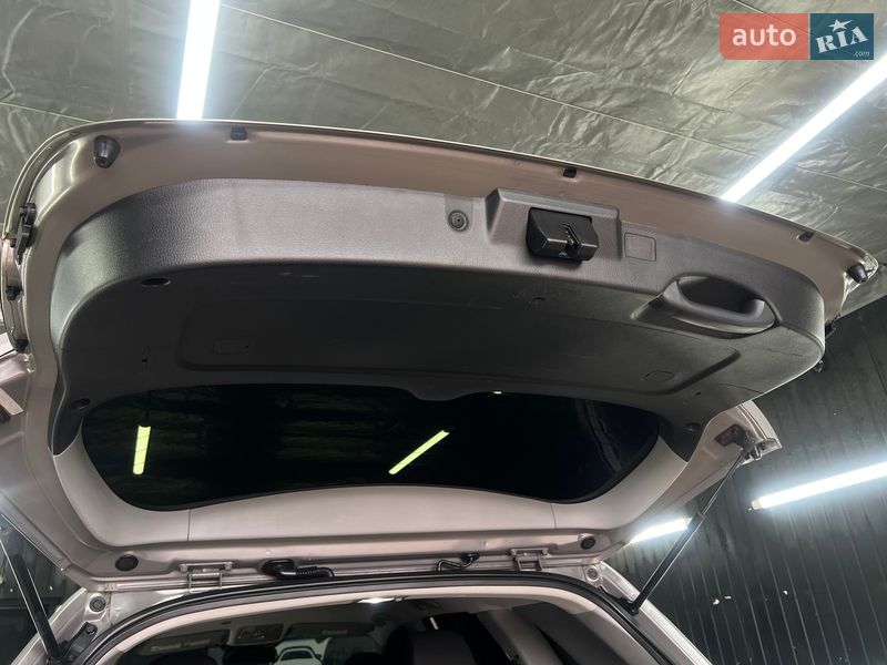 Позашляховик / Кросовер Kia Sorento 2013 в Одесі