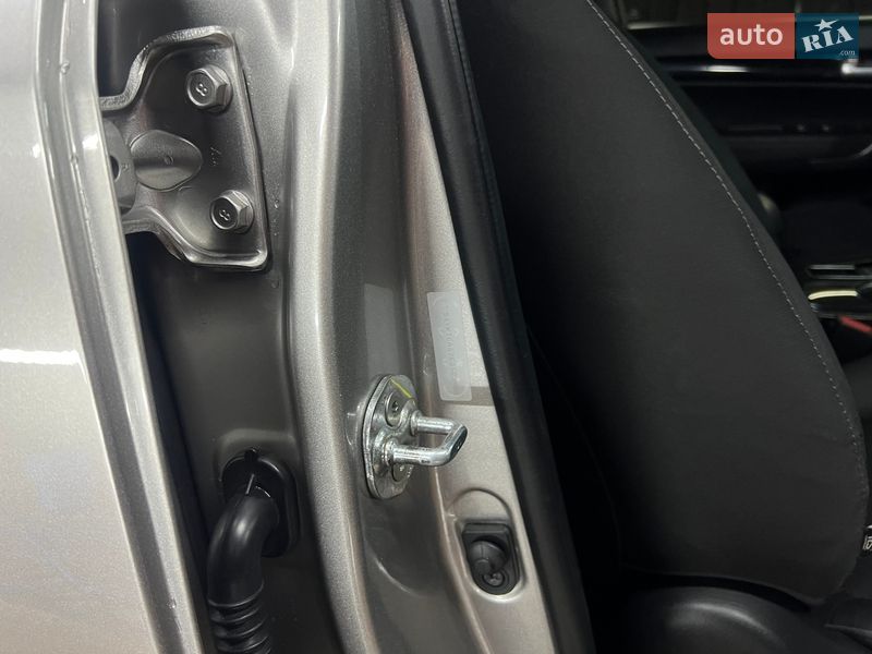 Позашляховик / Кросовер Kia Sorento 2013 в Одесі