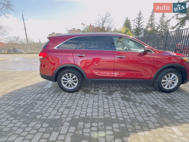 Внедорожник / Кроссовер Kia Sorento 2015 в Чорткове
