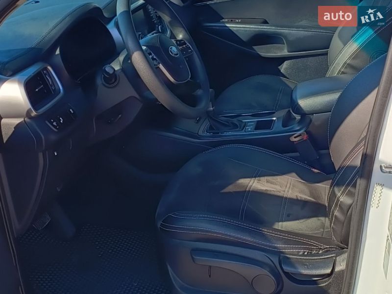 Внедорожник / Кроссовер Kia Sorento 2019 в Харькове