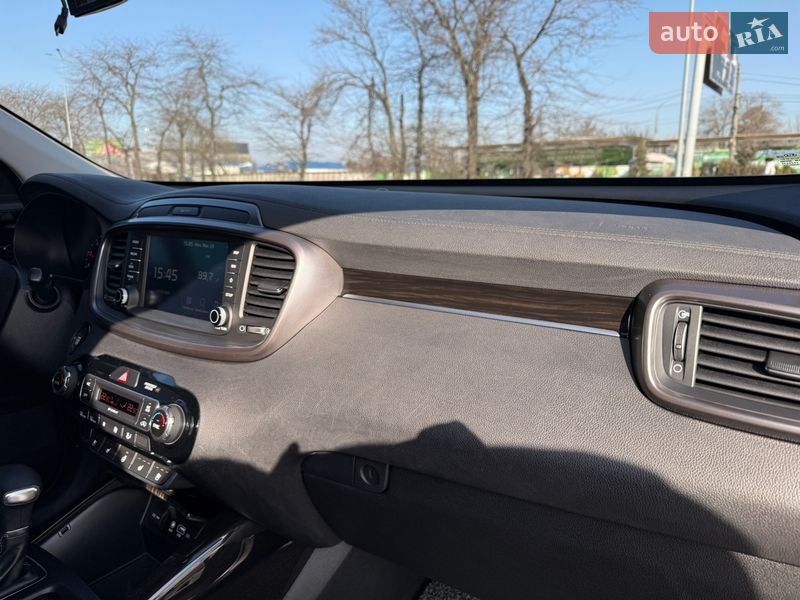 Позашляховик / Кросовер Kia Sorento 2018 в Одесі