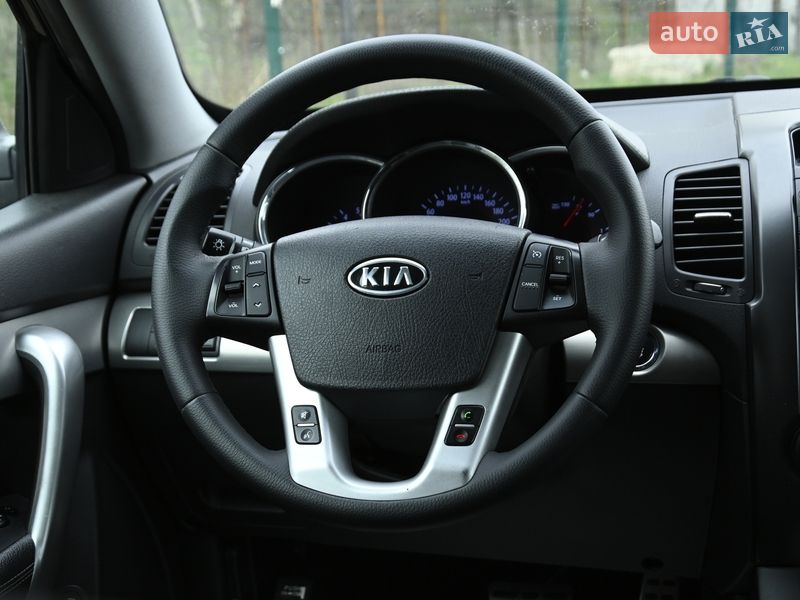 Позашляховик / Кросовер Kia Sorento 2011 в Бердичеві