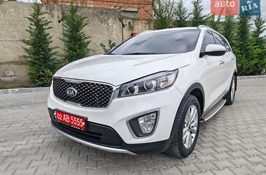 Внедорожник / Кроссовер Kia Sorento 2015 в Могилев-Подольске