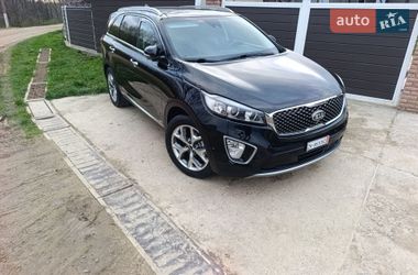 Позашляховик / Кросовер Kia Sorento 2015 в Чернівцях