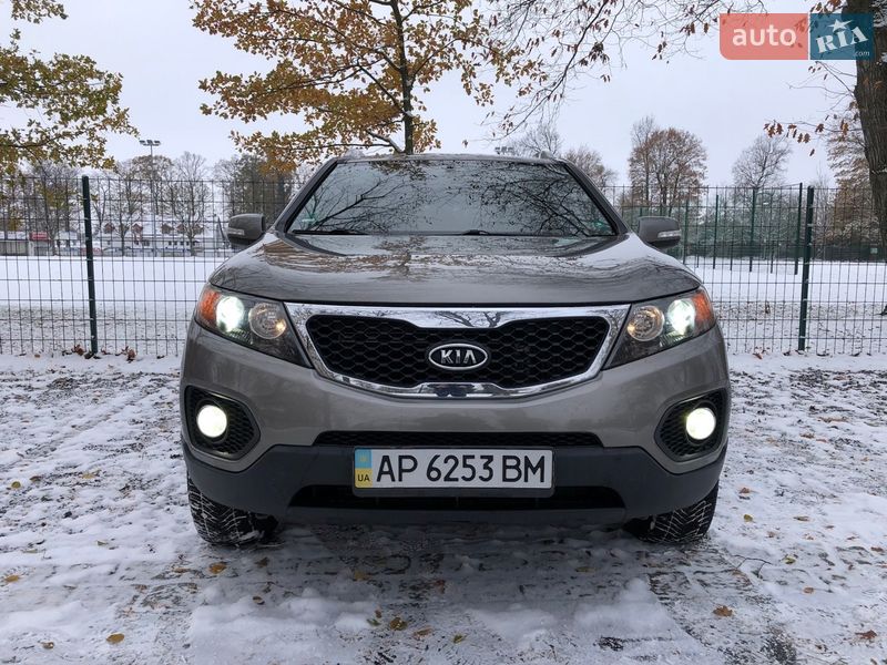 Внедорожник / Кроссовер Kia Sorento 2010 в Запорожье