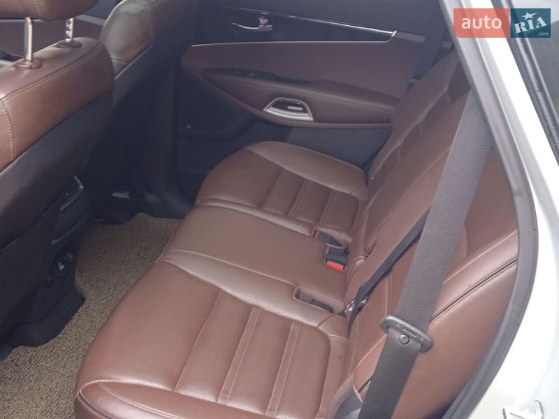 Внедорожник / Кроссовер Kia Sorento 2015 в Моршине фото 7 Внедорожник / Кроссовер Kia Sorento 2015 в Моршине
