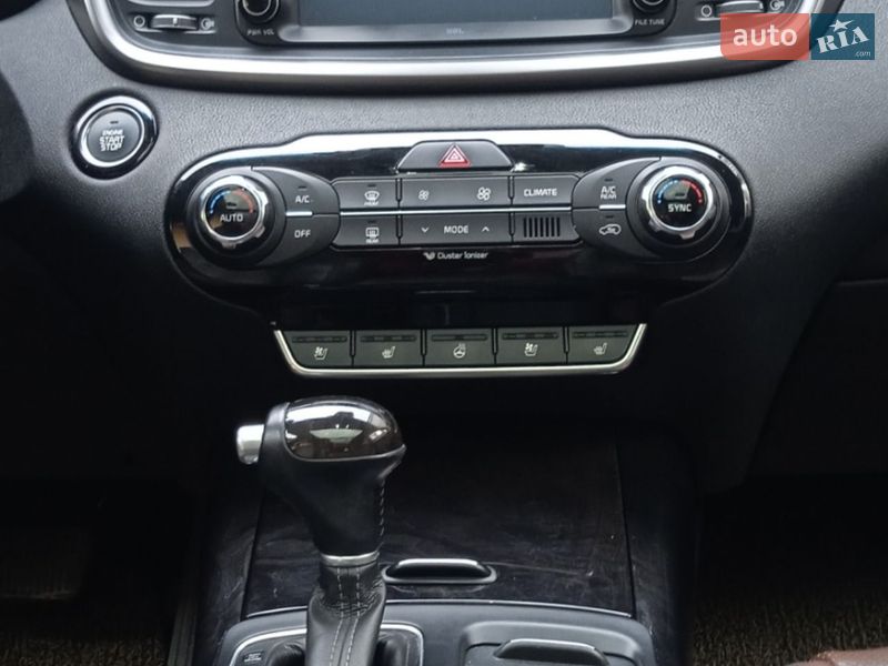 Внедорожник / Кроссовер Kia Sorento 2015 в Моршине фото 16 Внедорожник / Кроссовер Kia Sorento 2015 в Моршине