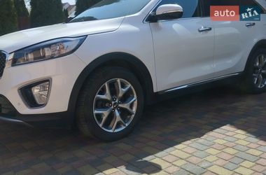 Внедорожник / Кроссовер Kia Sorento 2016 в Калуше
