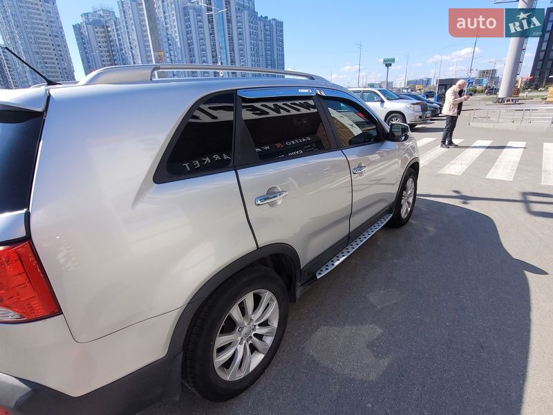 Внедорожник / Кроссовер Kia Sorento 2012 в Киеве