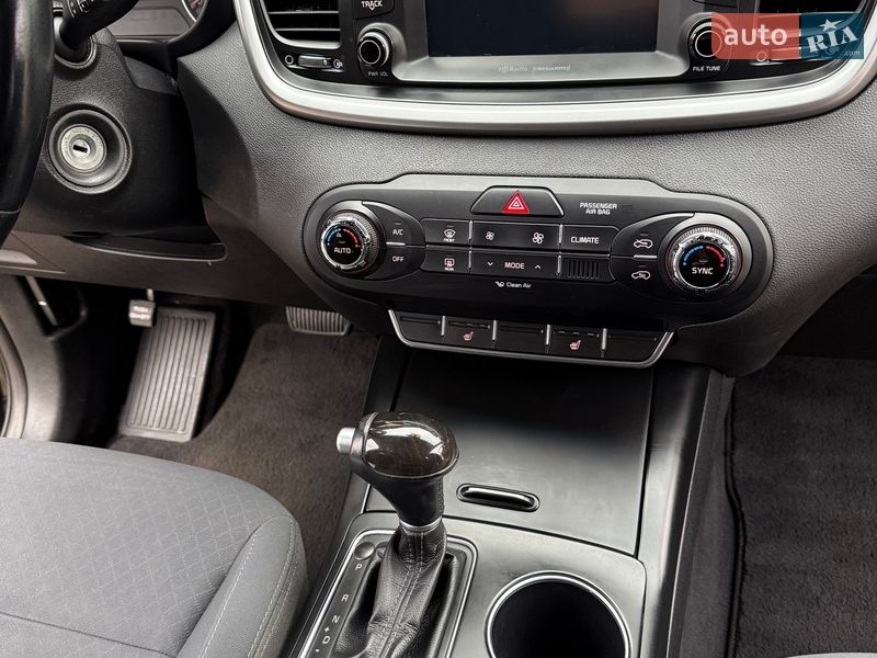 Внедорожник / Кроссовер Kia Sorento 2016 в Коломые
