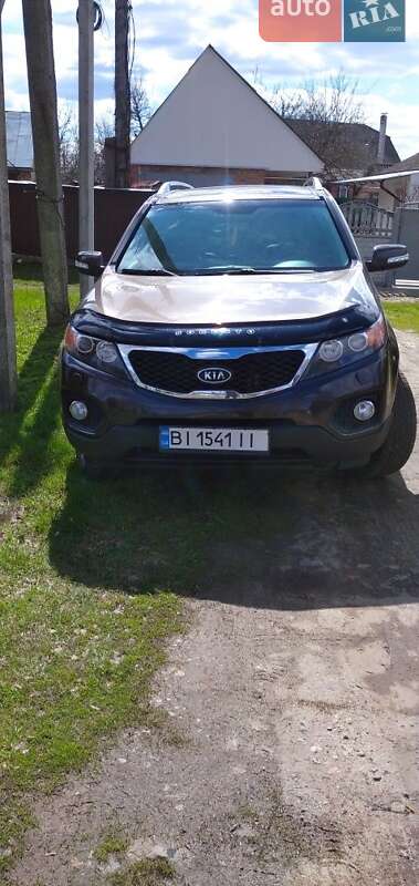 Позашляховик / Кросовер Kia Sorento 2011 в Гадячі