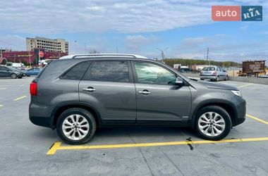 Позашляховик / Кросовер Kia Sorento 2013 в Тернополі