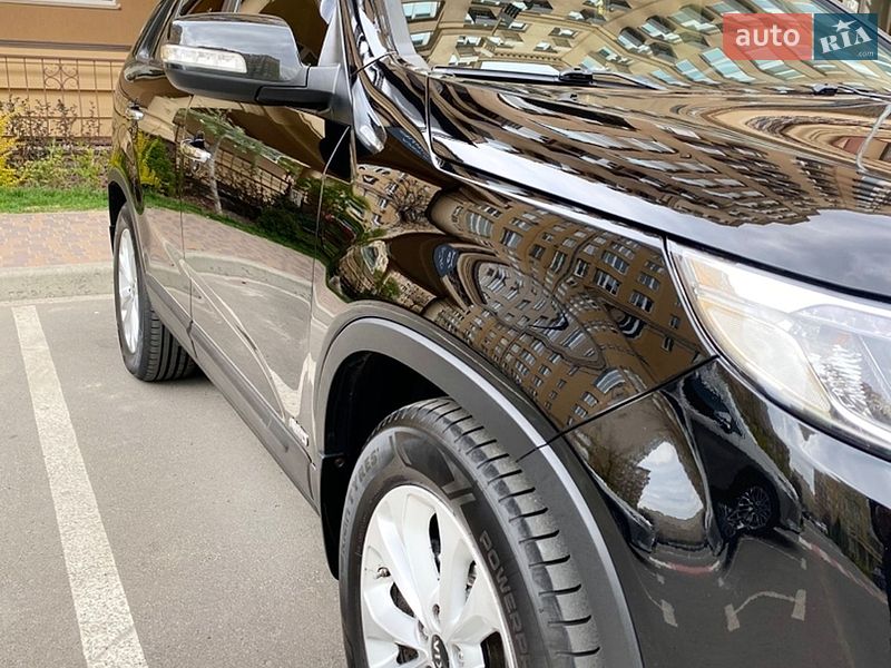 Внедорожник / Кроссовер Kia Sorento 2012 в Киеве
