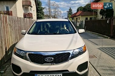 Внедорожник / Кроссовер Kia Sorento 2010 в Шумске