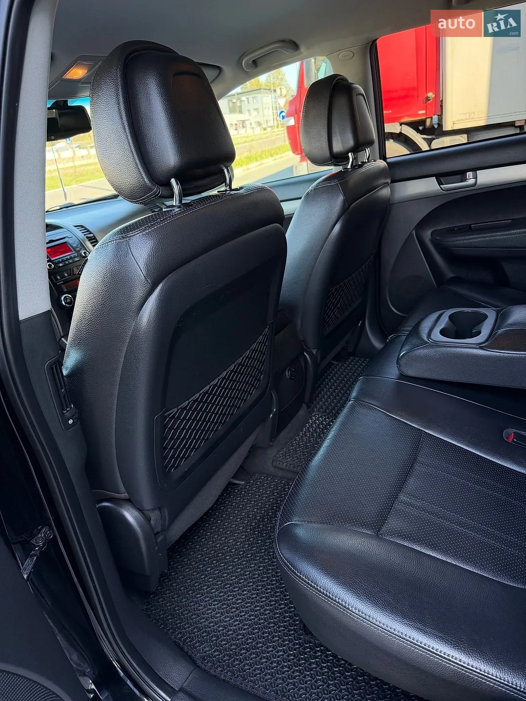 2010 Kia Sorento - мініатюра 26