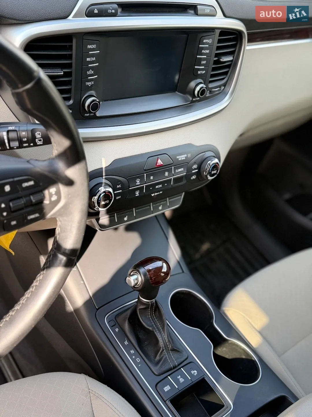 2017 Kia Sorento - мініатюра 11