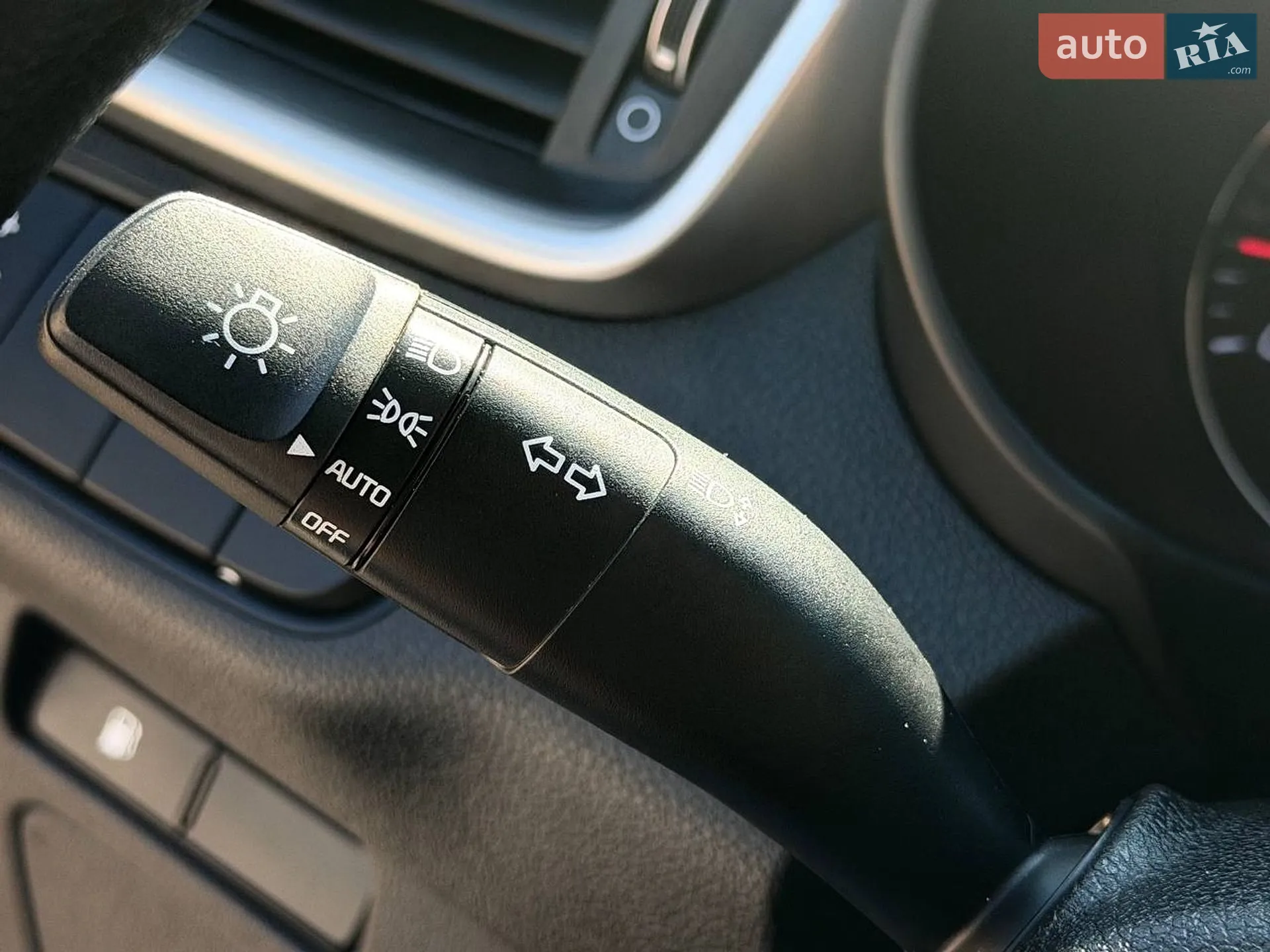 2019 Kia Sorento - мініатюра 21