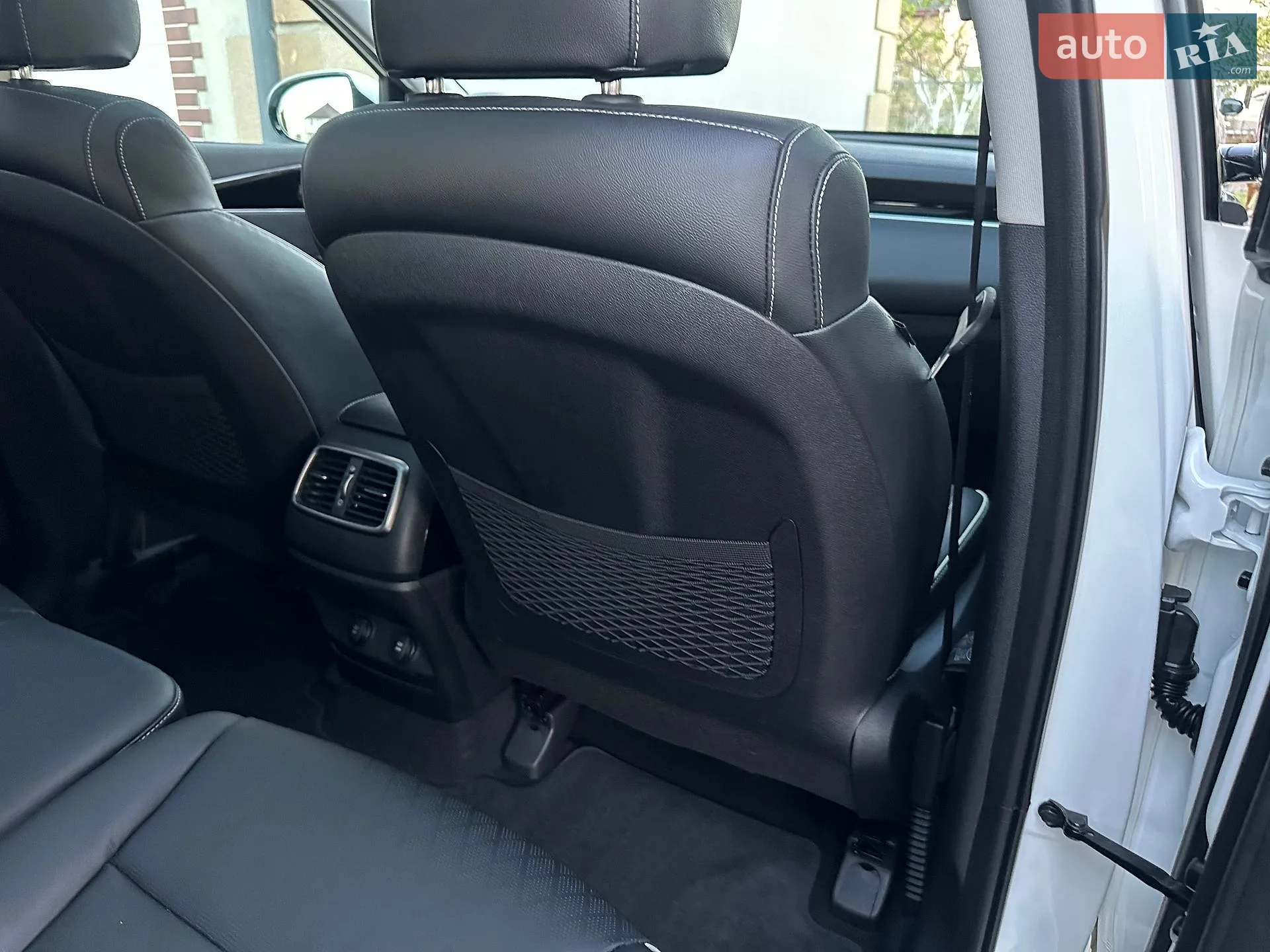 2019 Kia Sorento - мініатюра 205