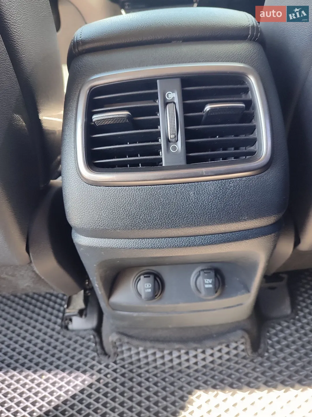 2016 Kia Sorento - мініатюра 8