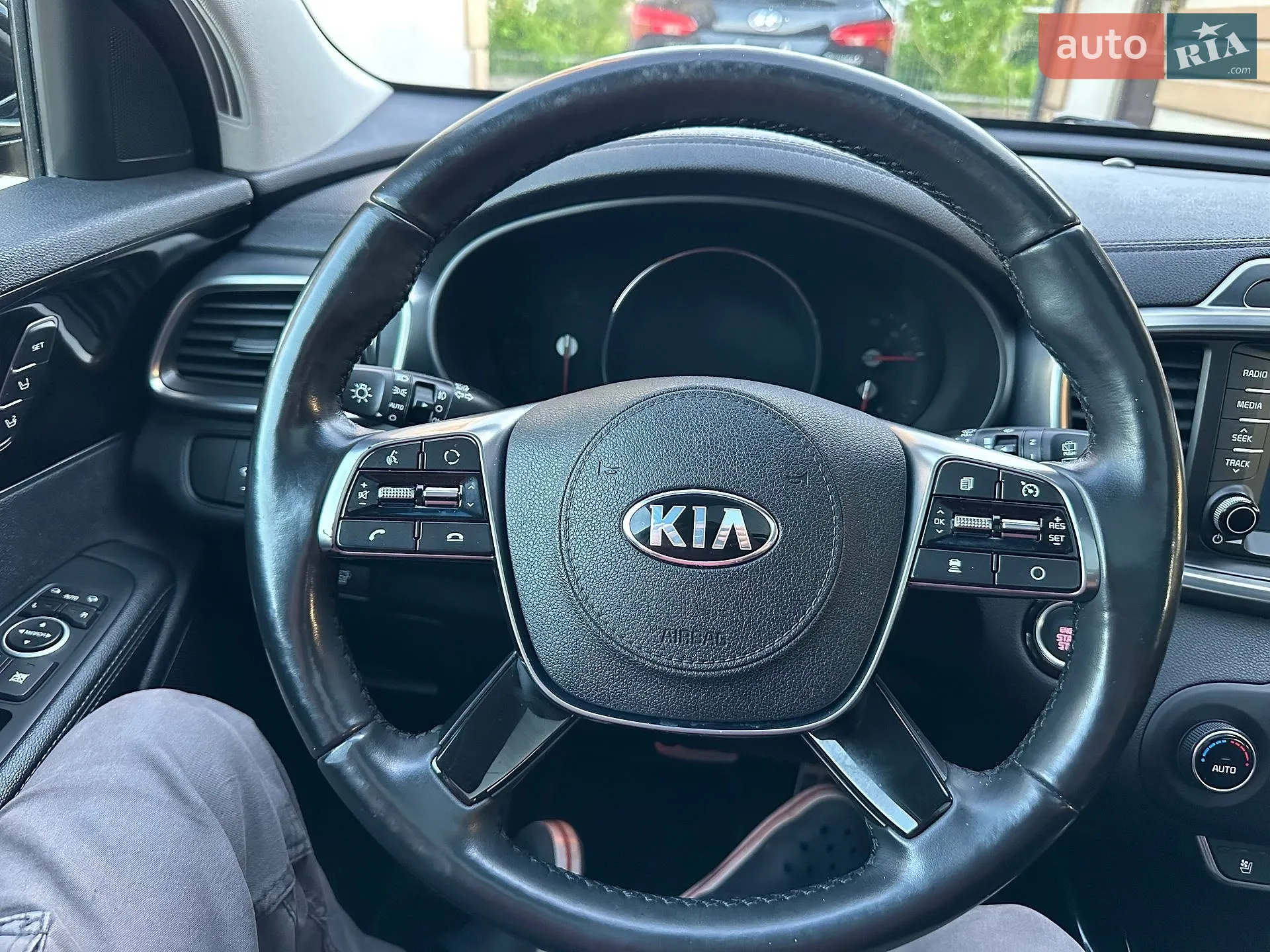 2017 Kia Sorento - мініатюра 123