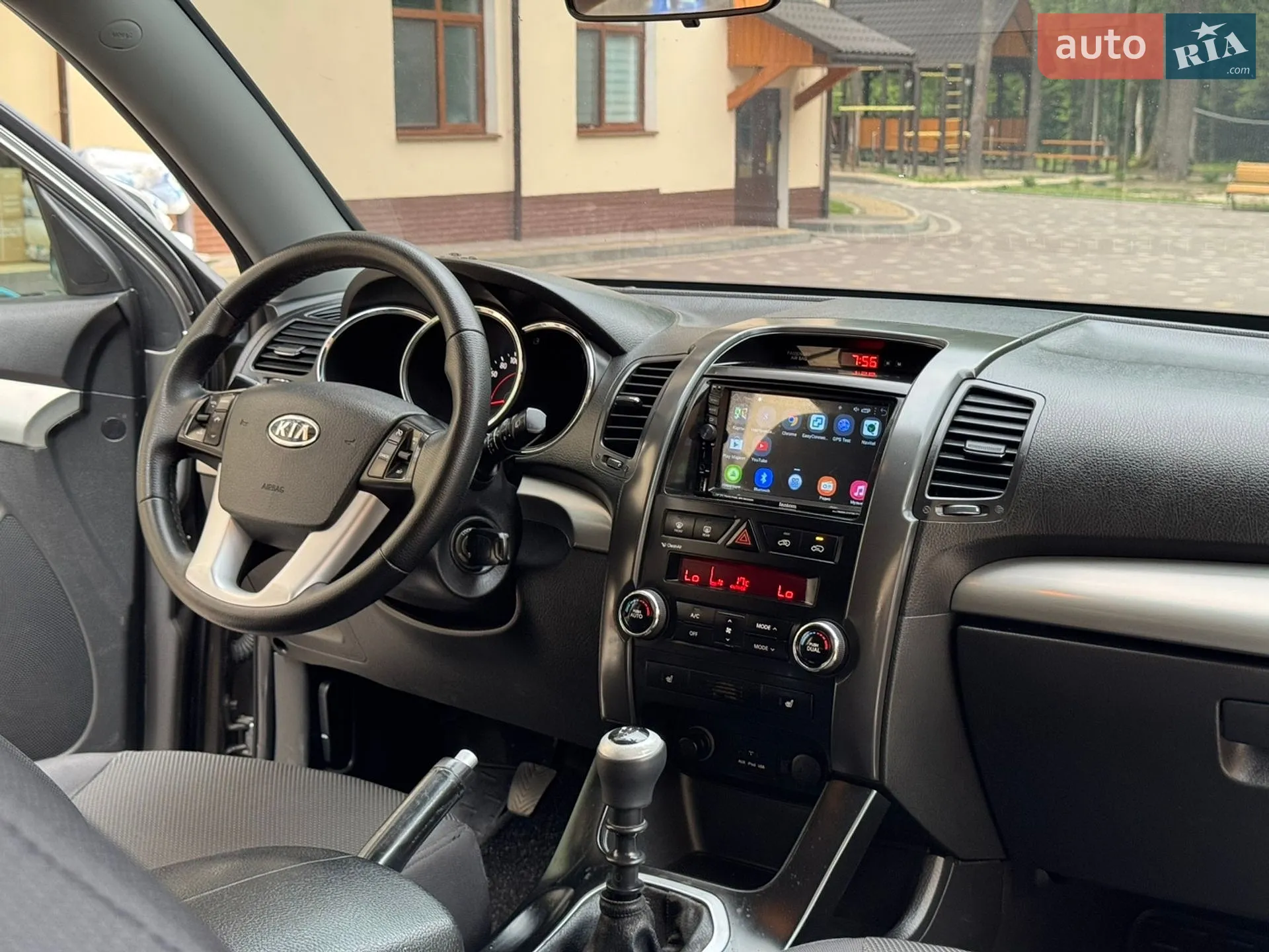 2010 Kia Sorento - мініатюра 6