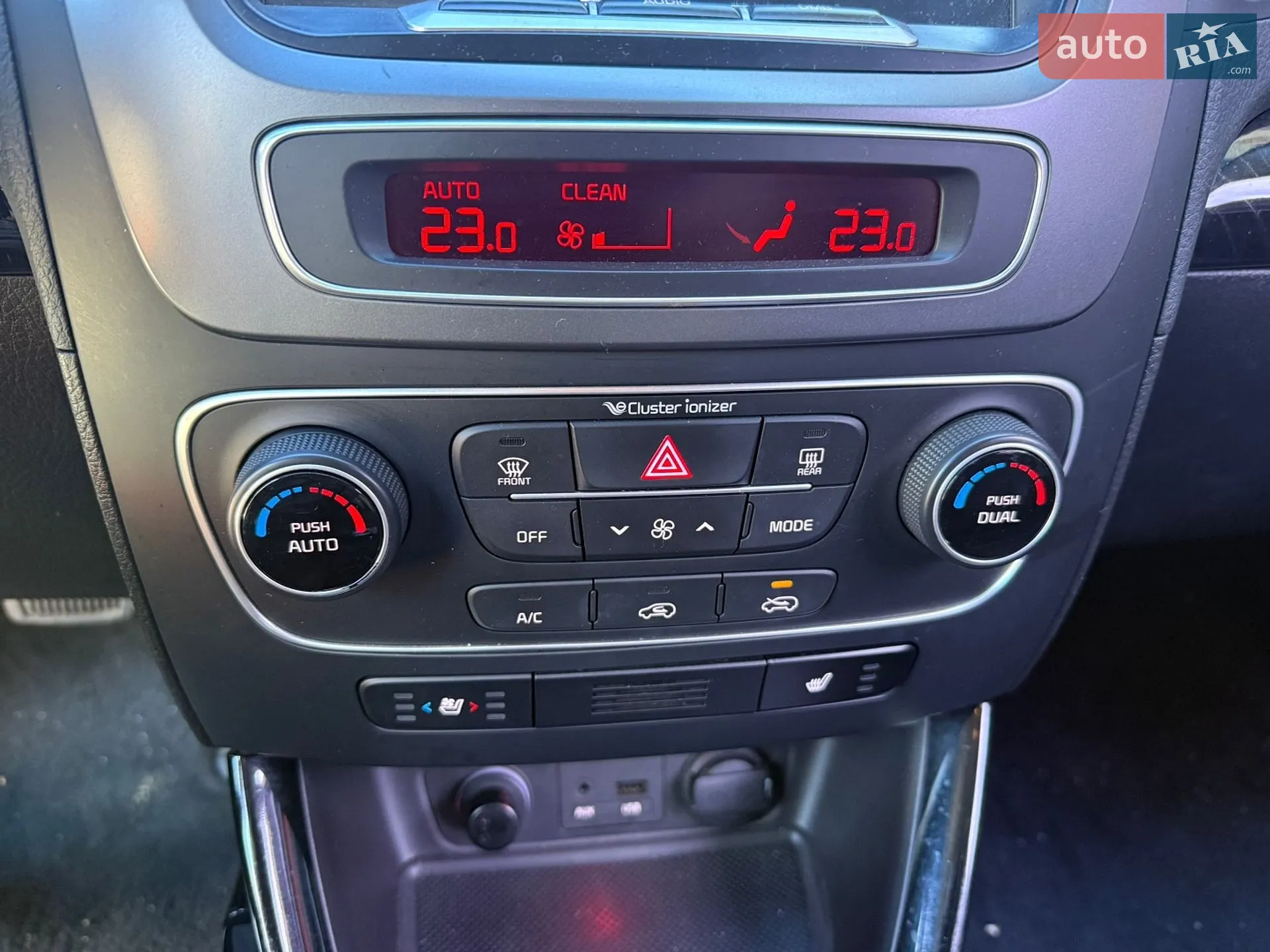 2013 Kia Sorento - мініатюра 24