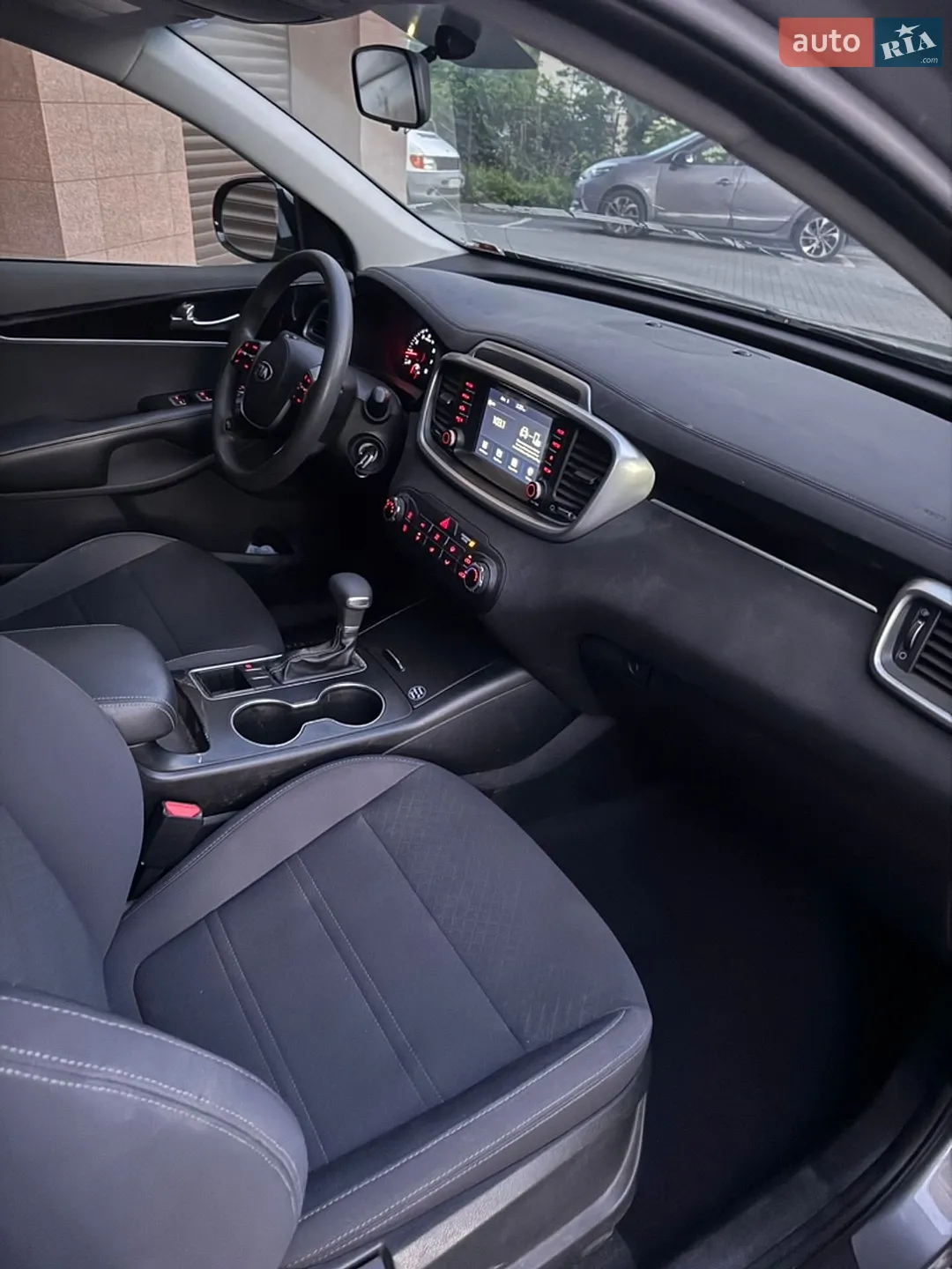 2018 Kia Sorento - мініатюра 12