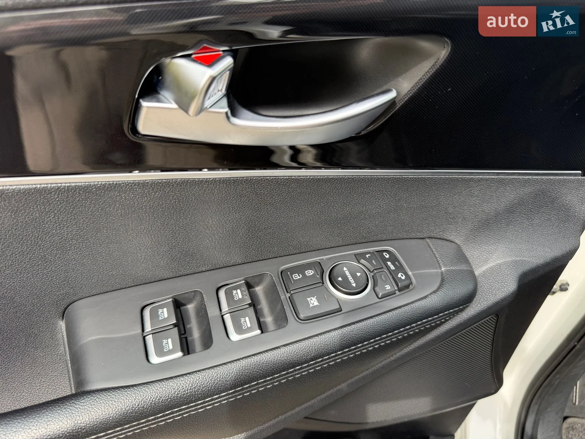 2015 Kia Sorento - мініатюра 32
