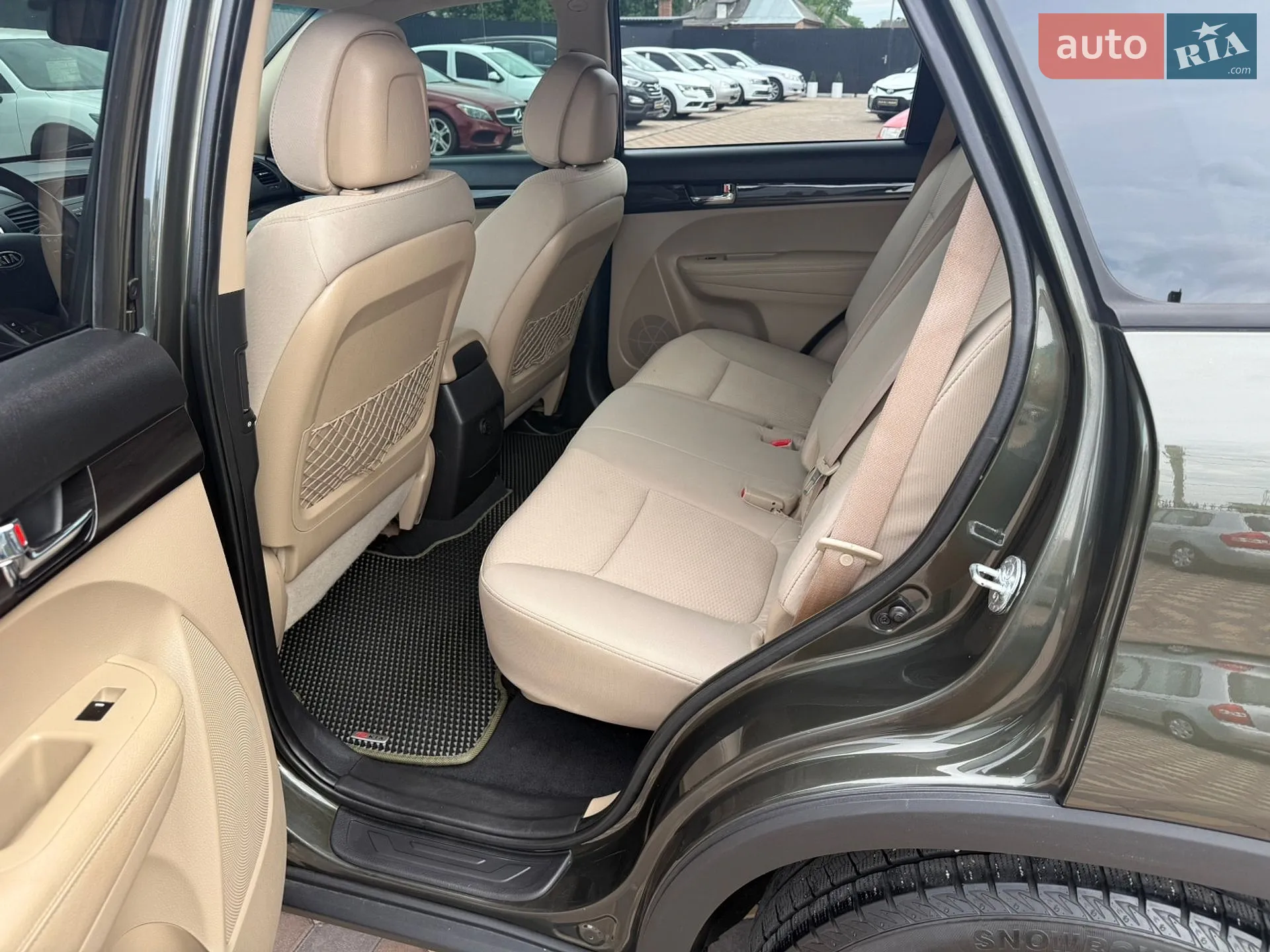 2010 Kia Sorento - мініатюра 13