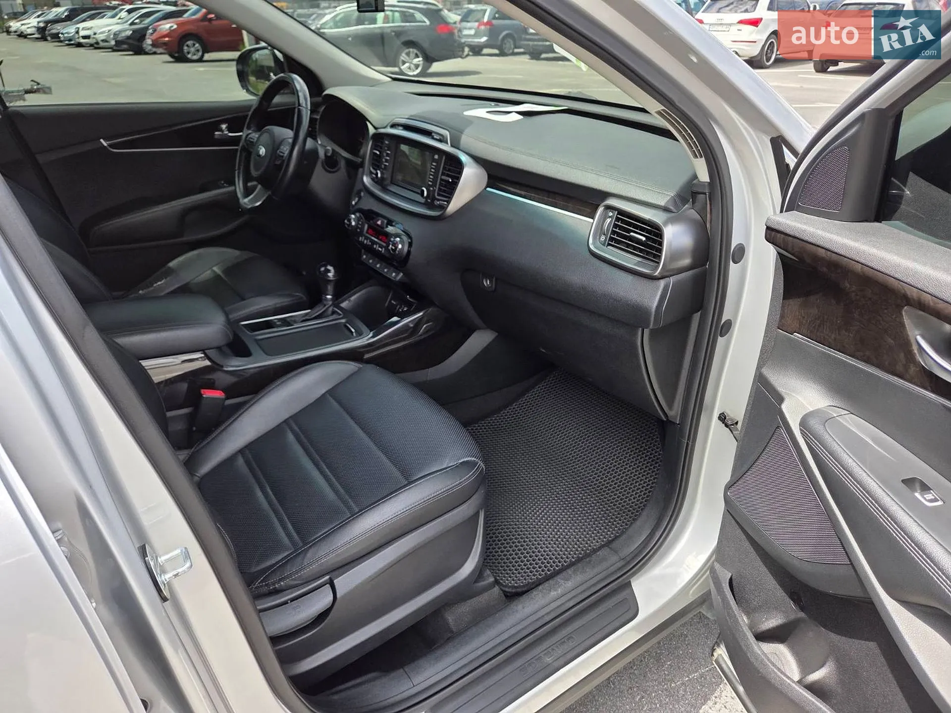 2017 Kia Sorento - мініатюра 18