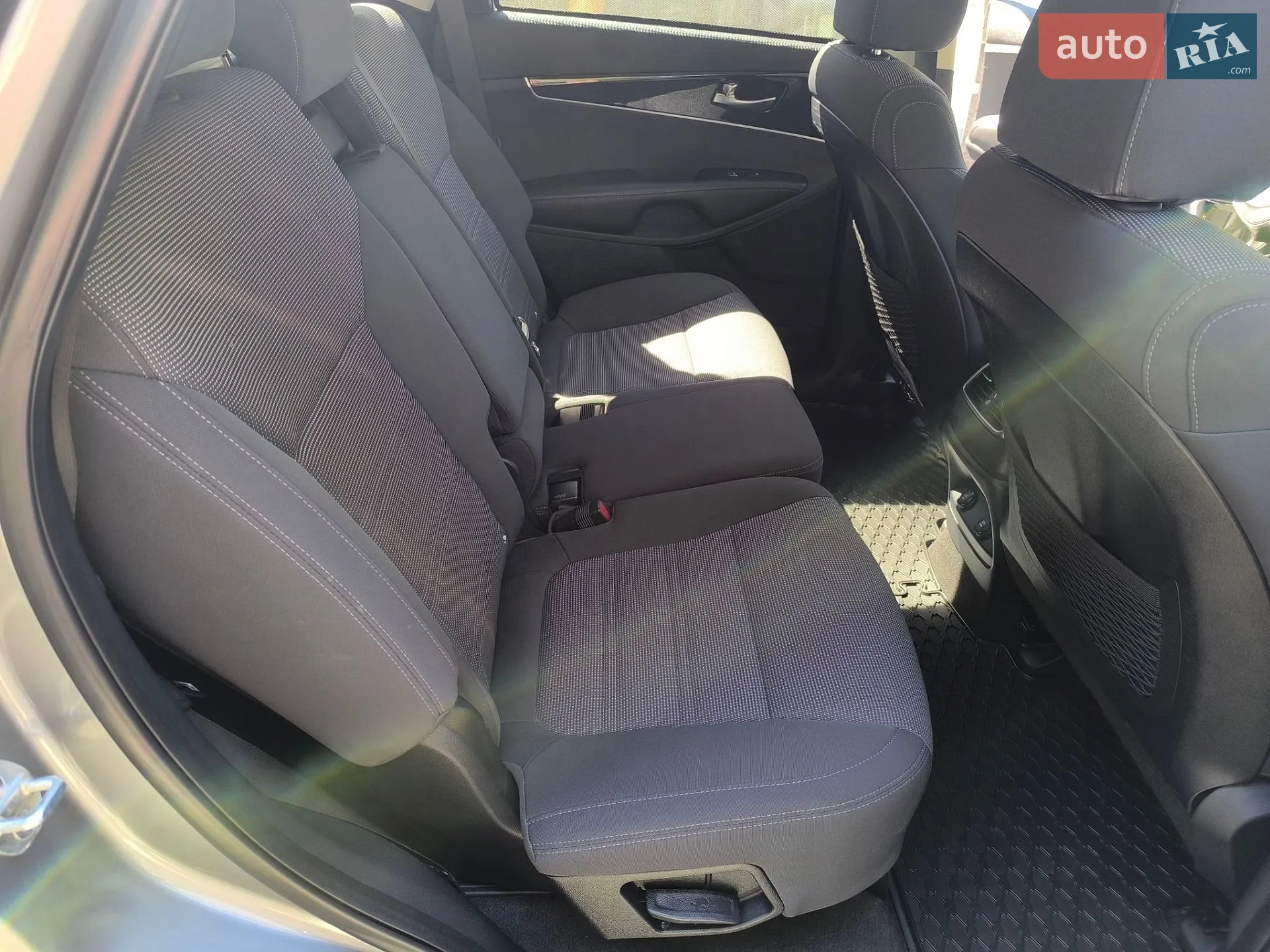 2019 Kia Sorento - мініатюра 21